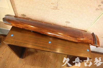 临夏回族自治州●久音古琴  ●今日推荐20230605  [断纹仲尼式]