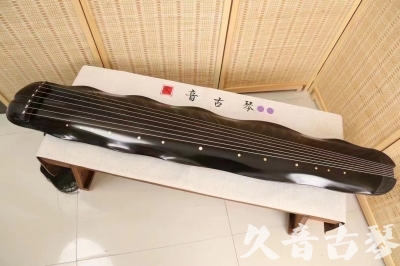 临夏回族自治州●久音古琴  ●今日推荐20240222  [高级精品演奏级蕉叶式]