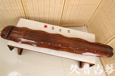 临夏回族自治州●久音古琴  ●今日推荐20240831  【断纹蕉叶】